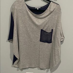 Relaxed poncho-liked shirt